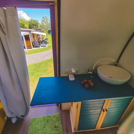 Central Tiny * Bükreş