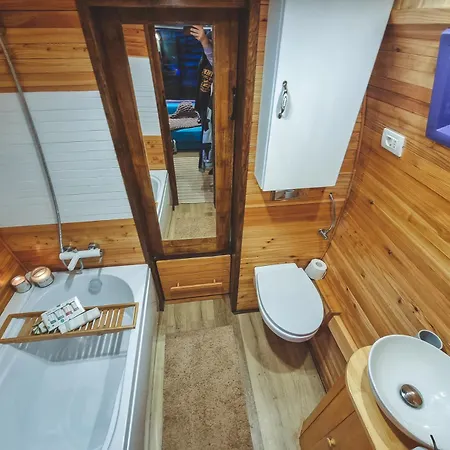 Dağ evi Central Tiny Bükreş