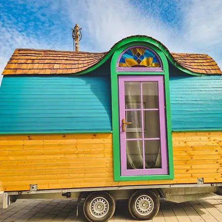 Central Tiny Chalet Bucharest