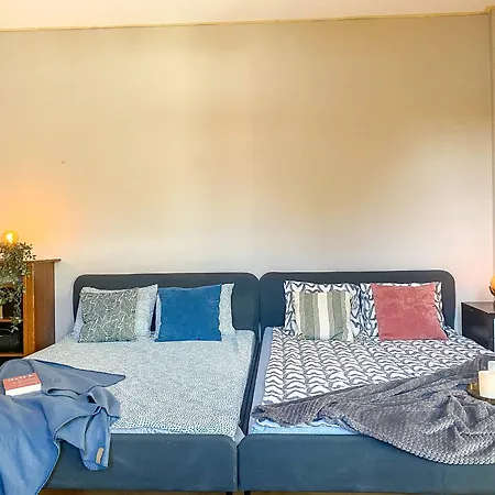 Central Tiny Chalet Bucarest