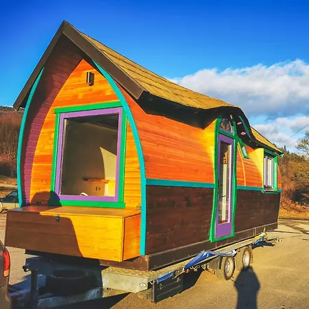 Central Tiny * Βουκουρέστι