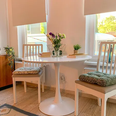 Central Tiny Σαλέ