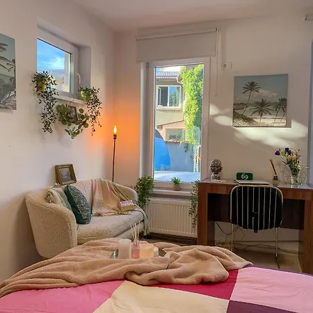 Central Tiny * Βουκουρέστι