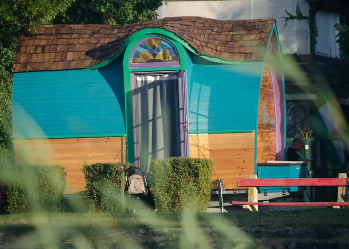 Domek alpejski Central Tiny Bukareszt